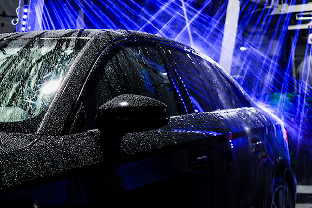 Wasbeurt bij Carwash van Essen