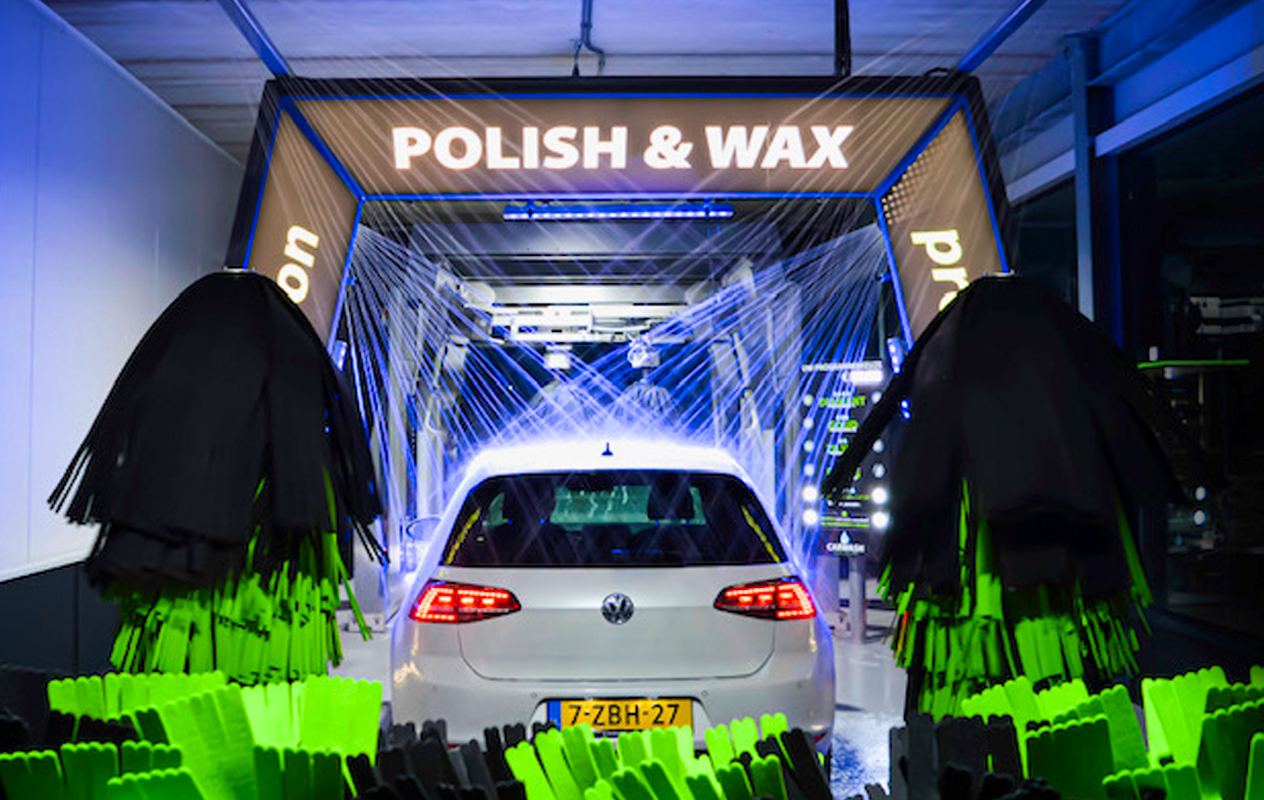 Wasbeurt bij Carwash van Essen