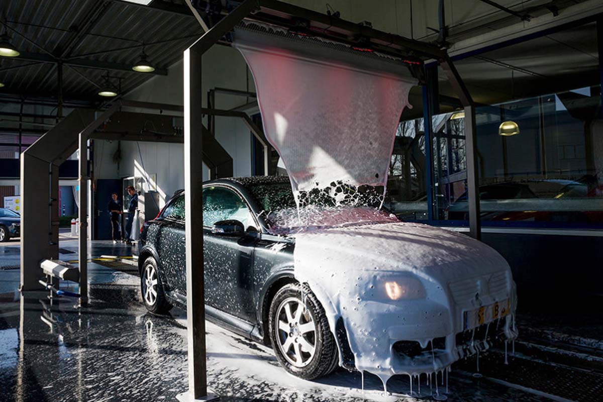Wasbeurt bij CarWash360 in Alkmaar