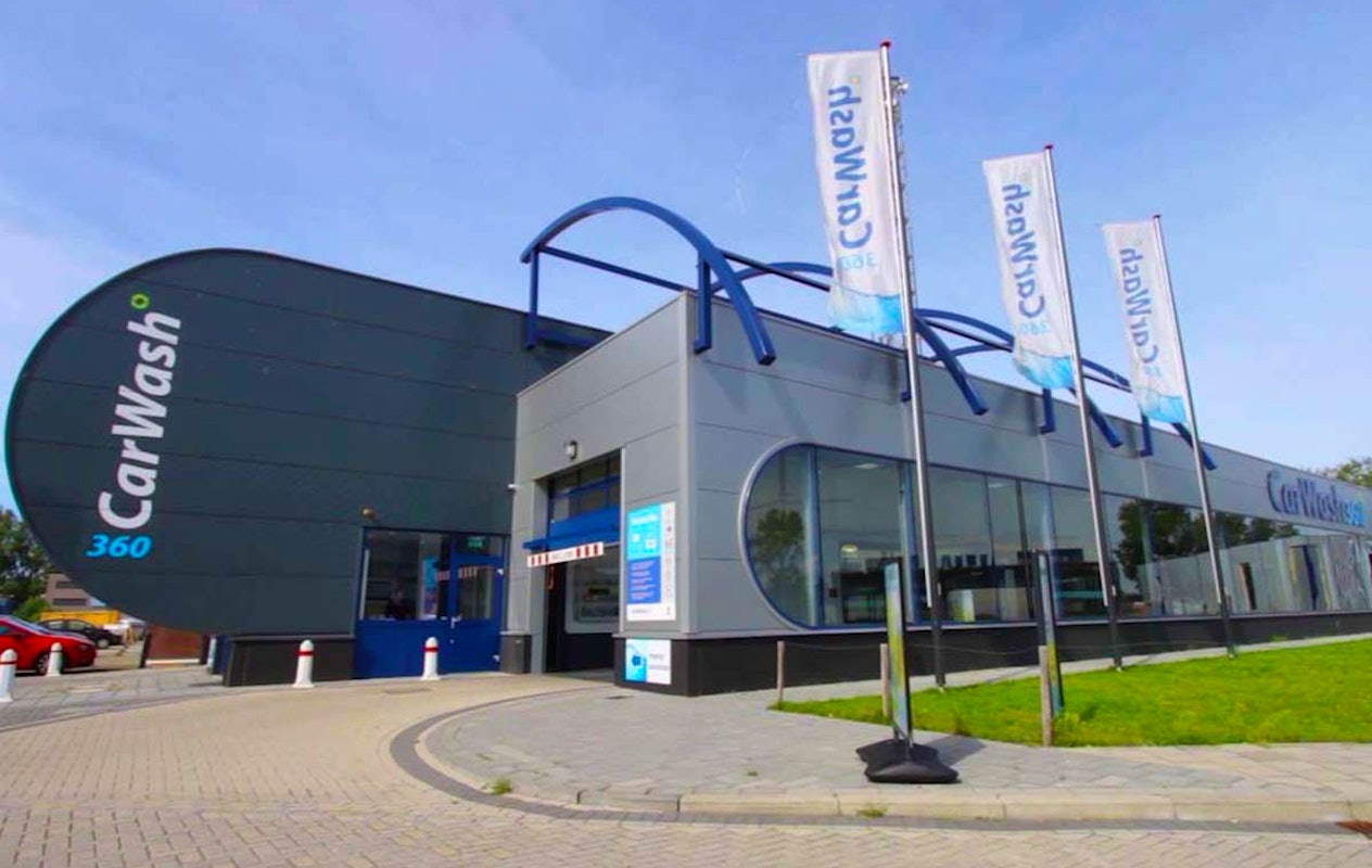 Wasbeurt bij CarWash360 in Alkmaar