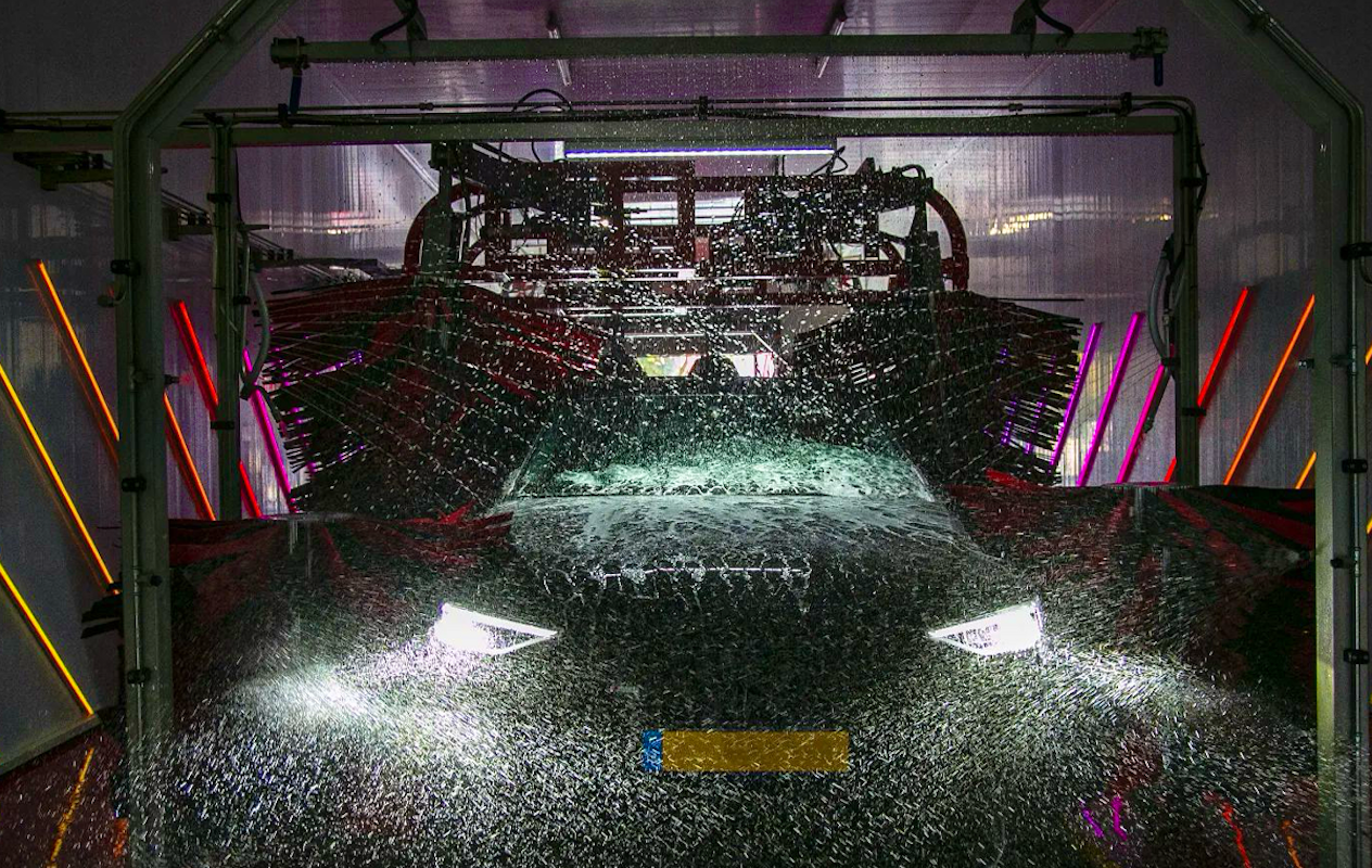 "Het Beste" wasbeurt bij Excellent Carwash