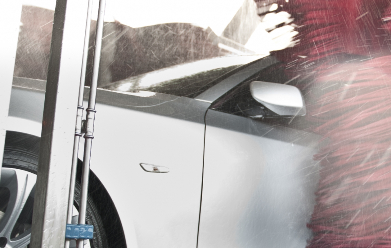 Wasbeurt bij Indoor Carwash Castricum