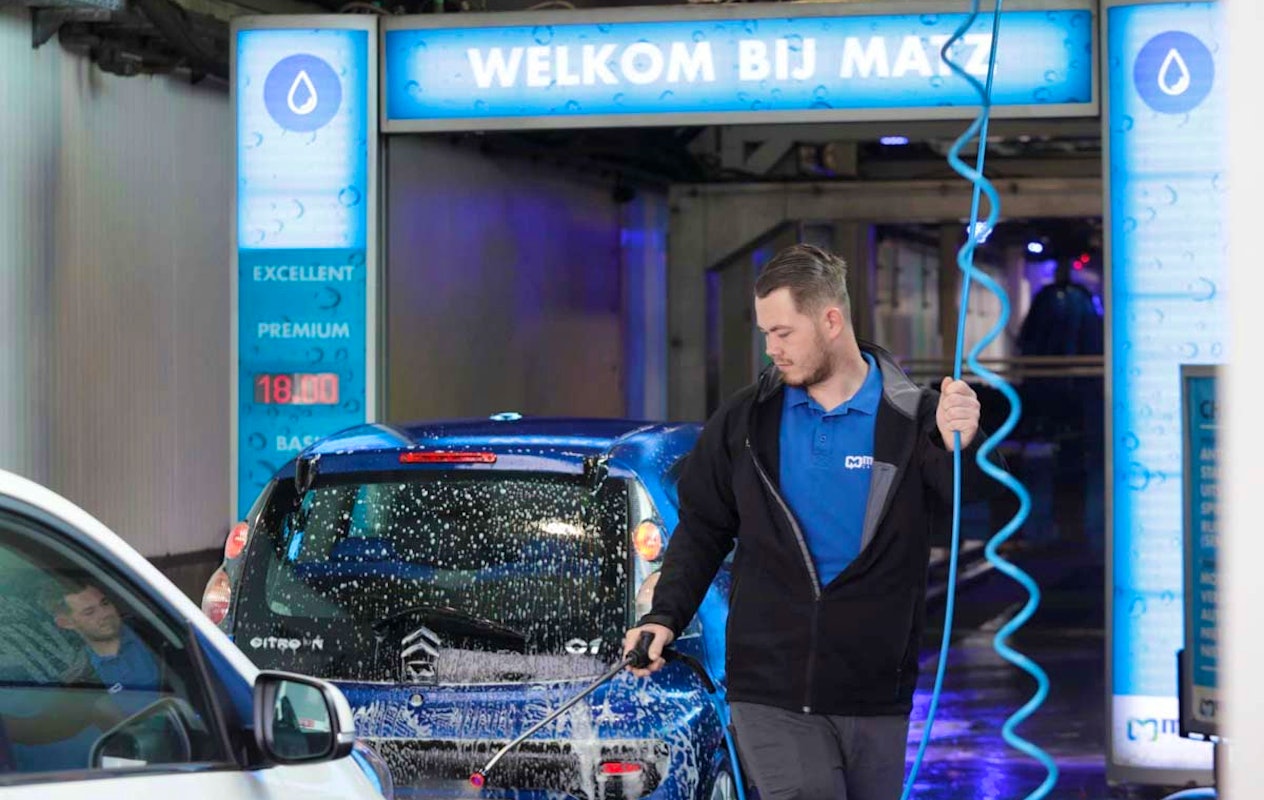 Wasbeurt bij Matz Carwash in Deventer of Zutphen