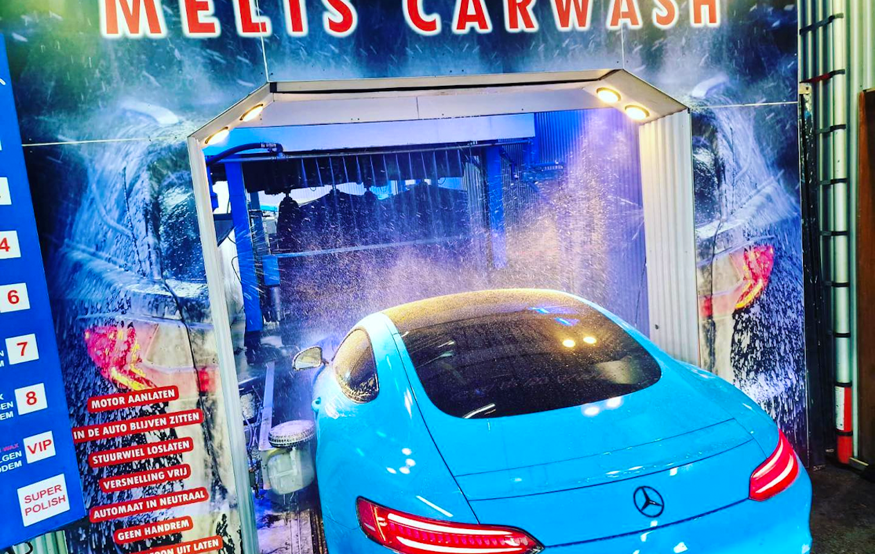 Wasbeurt bij Melis Carwash in Breda