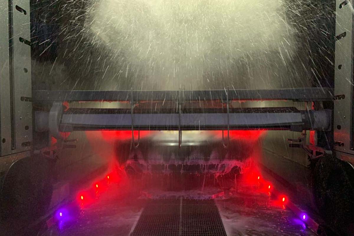 Wasbeurt bij Mr Carwash Zeist