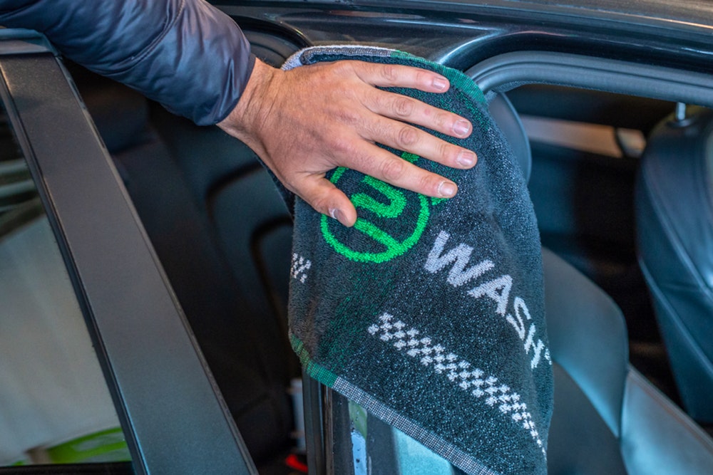 Wasbeurt bij One2Wash in Zaandam of Hoorn