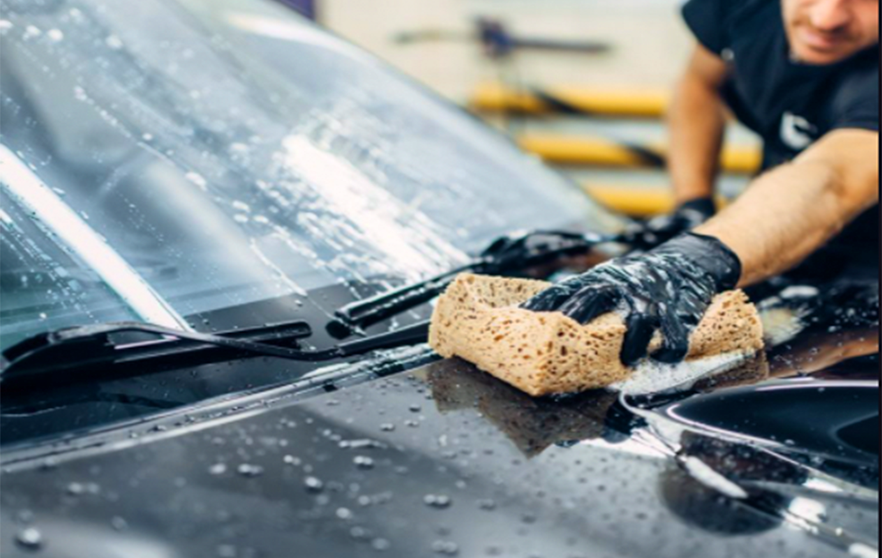 Wasbeurt bij Qualitycars Carwash in Heerhugowaard