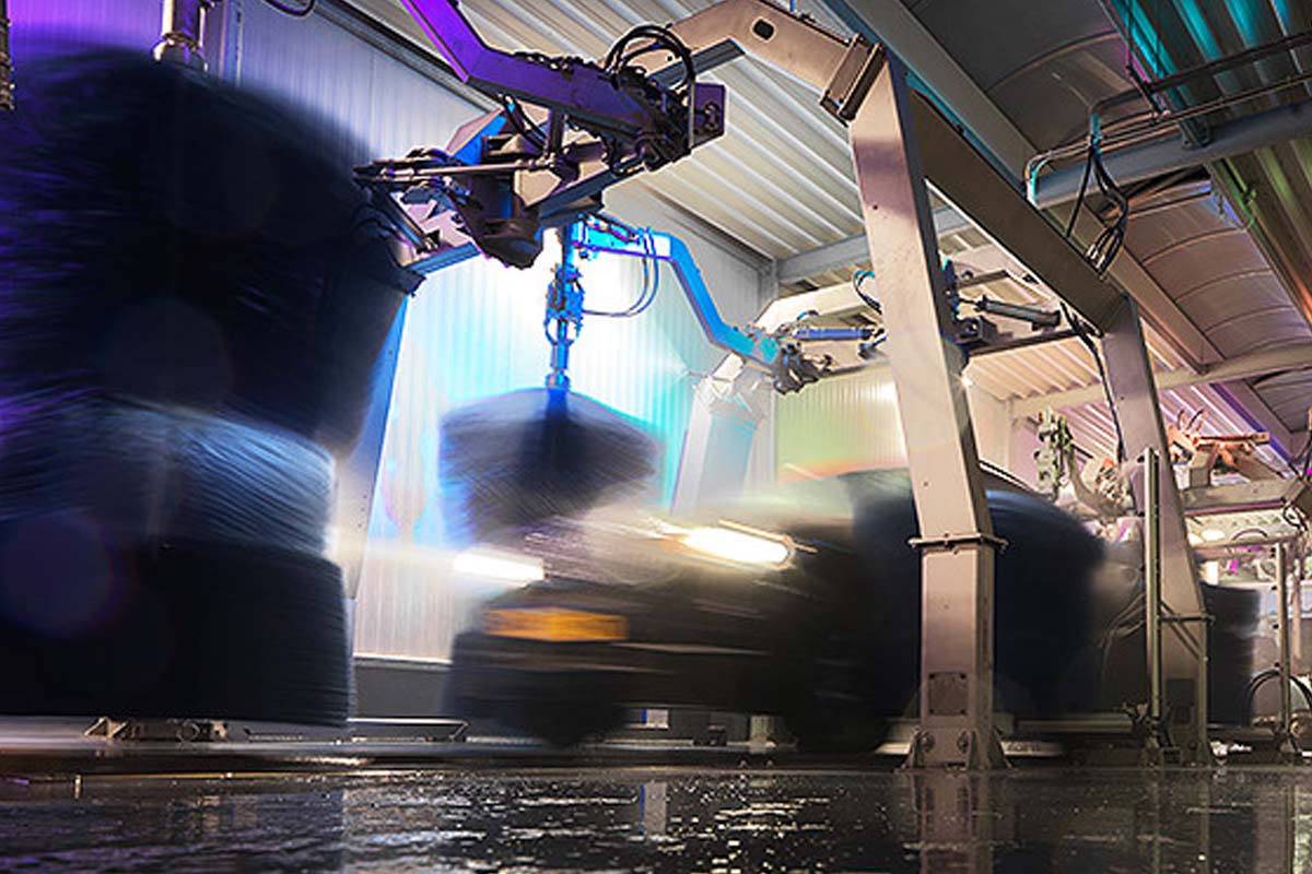 Wasbeurt bij Quick Carwash in Oisterwijk