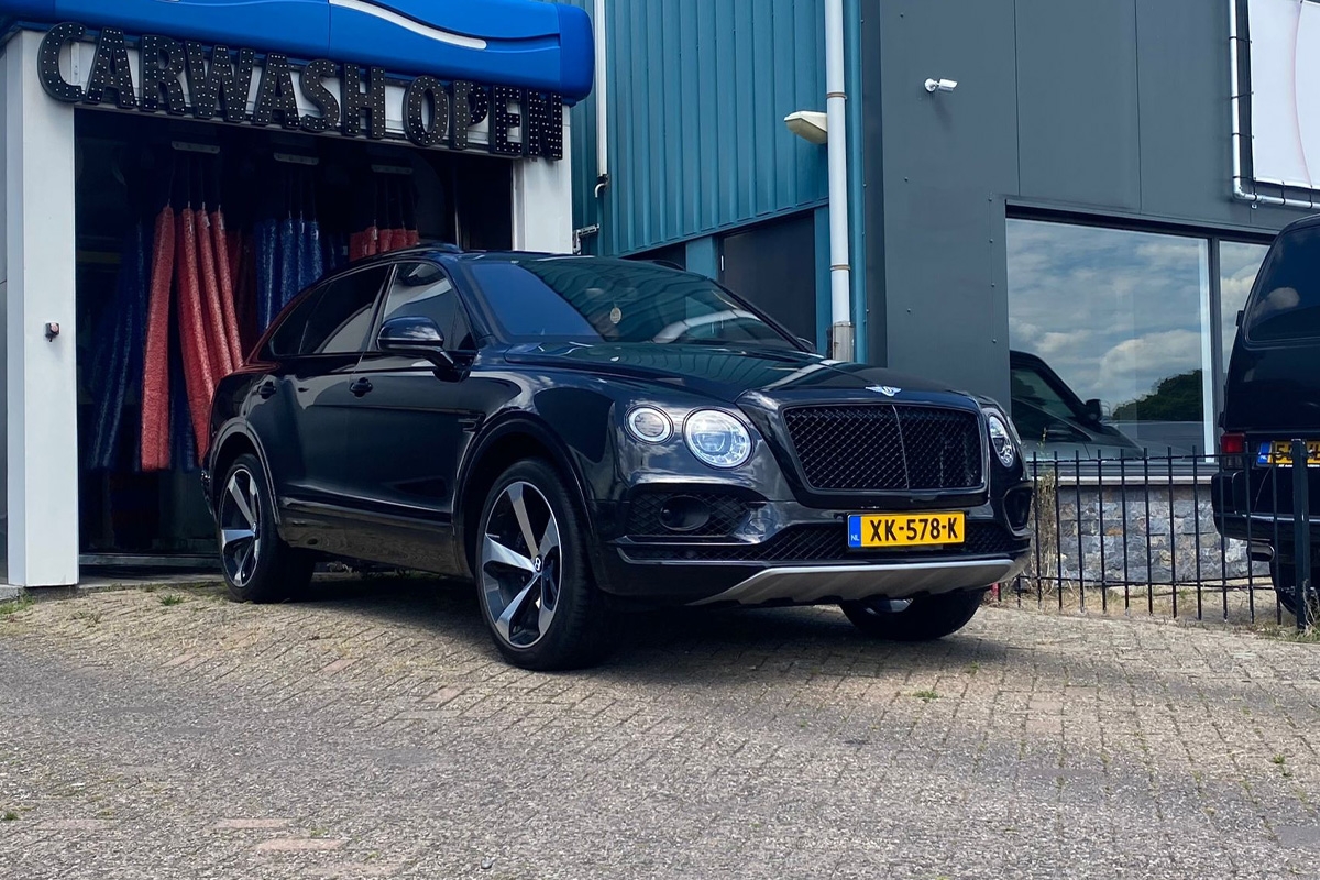 Wasbeurt bij The Carwash Gorinchem en Leerdam