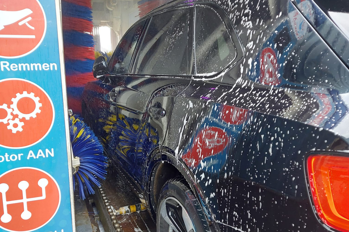 Wasbeurt bij The Carwash Gorinchem en Leerdam
