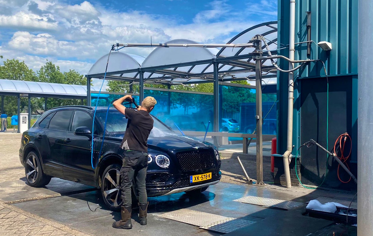 Wasbeurt bij The Carwash Gorinchem en Leerdam