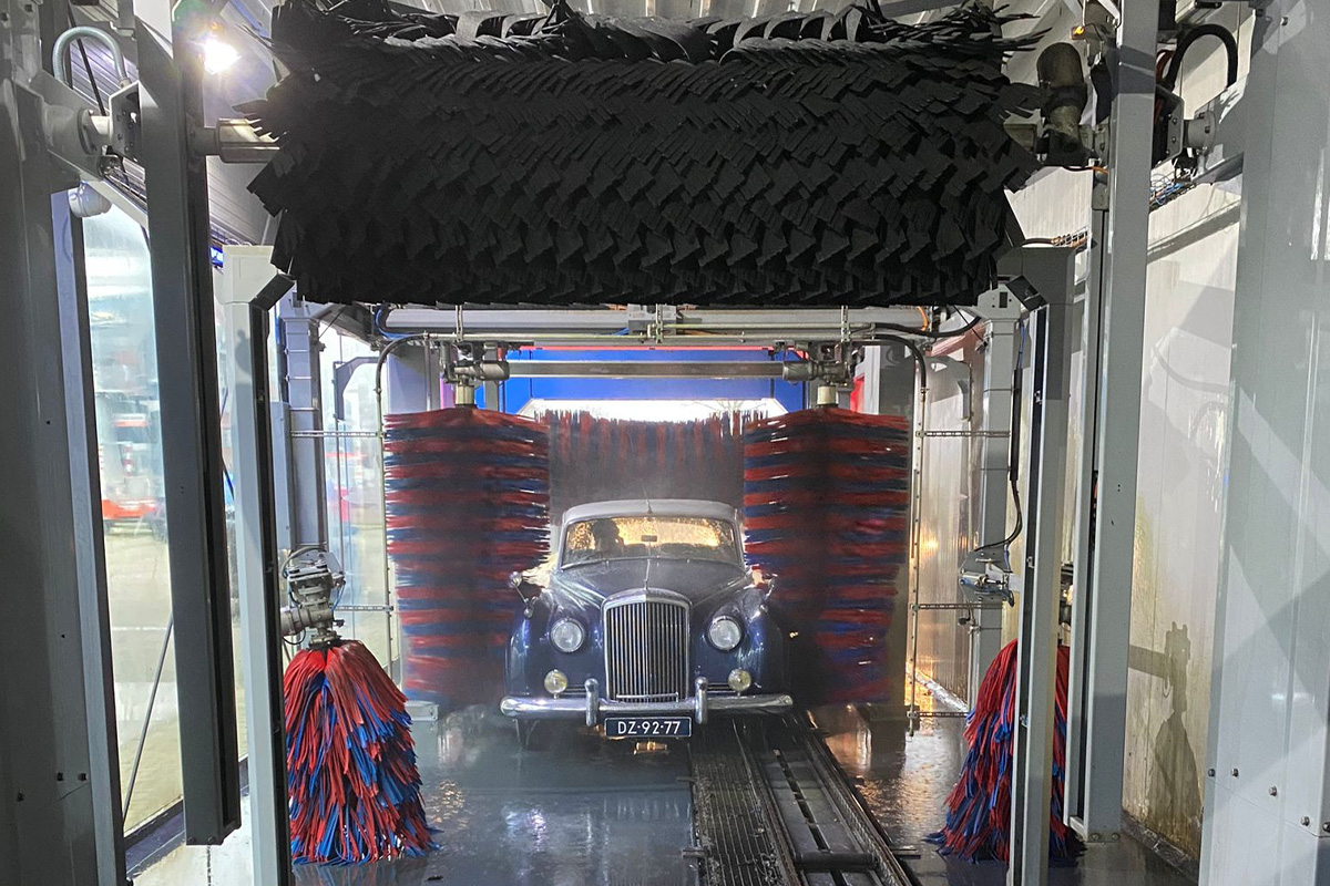 Wasbeurt bij The Carwash Gorinchem en Leerdam