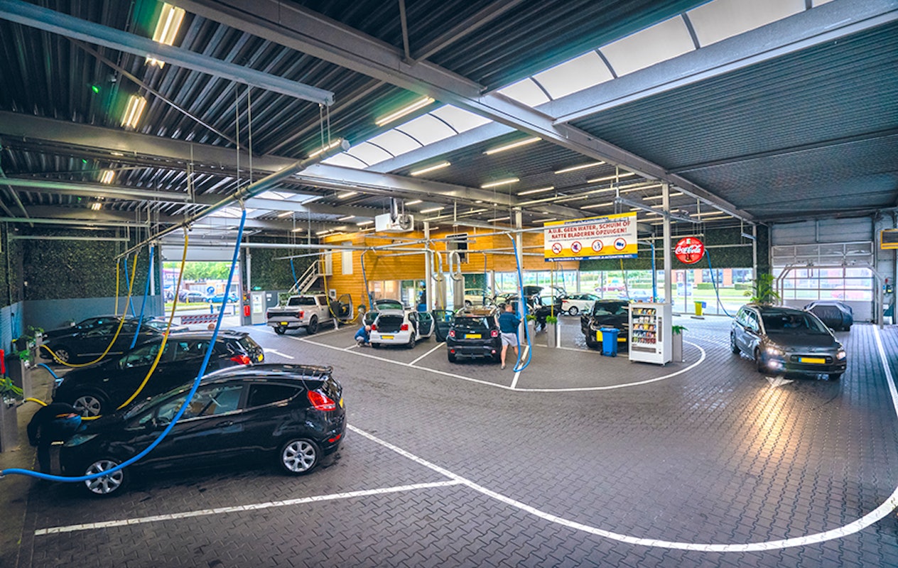 Wasbeurt bij The CarWash Oss