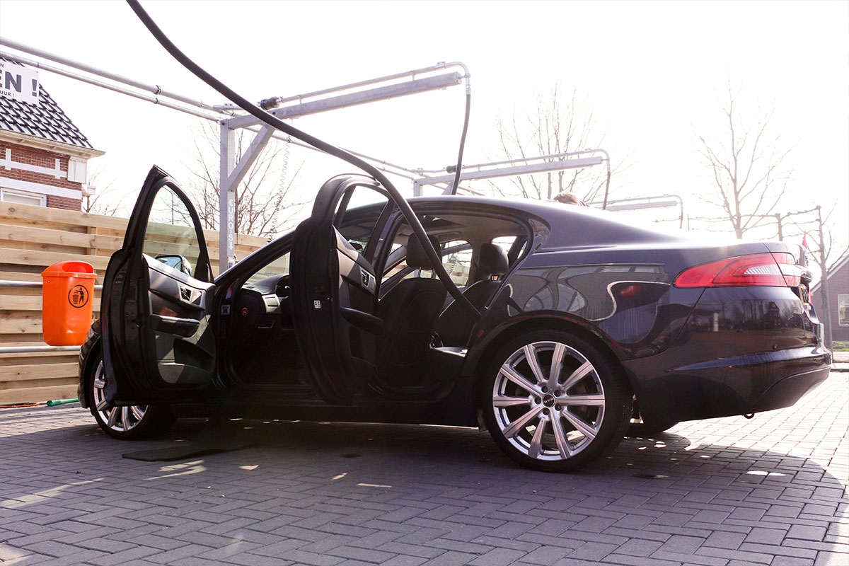 Wasbeurt bij Wasland Drachten of Winschoten