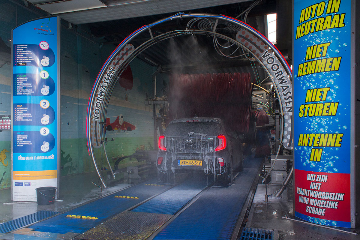 Wasbeurt bij Wasland Drachten of Winschoten