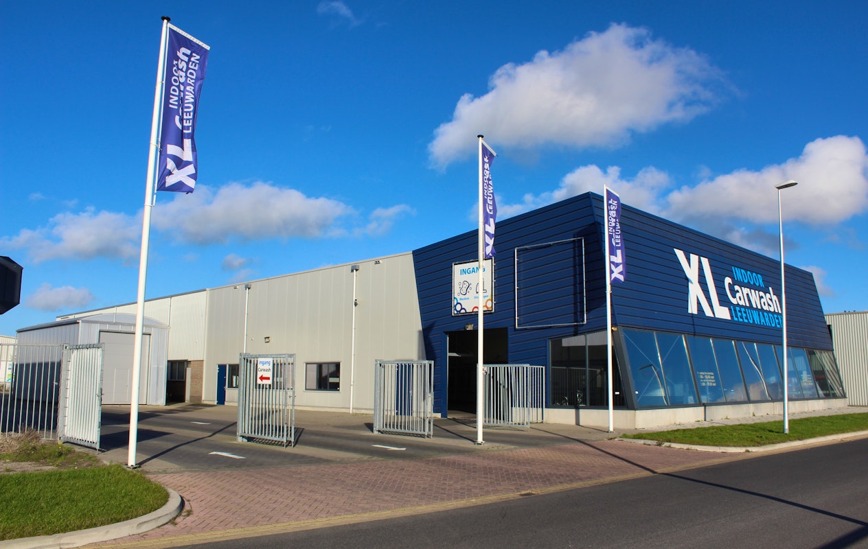 Wasbeurt bij XL Indoor Carwash Leeuwarden