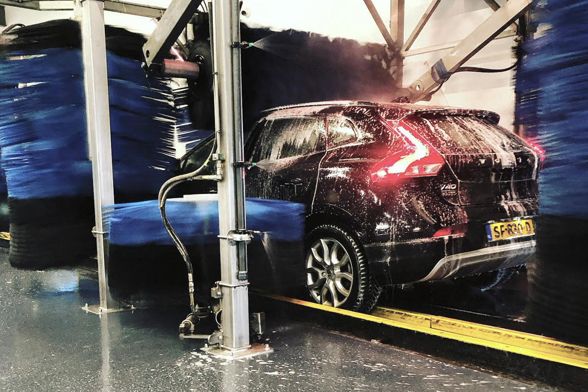 Wasprogramma bij Mega Carwash Emmeloord