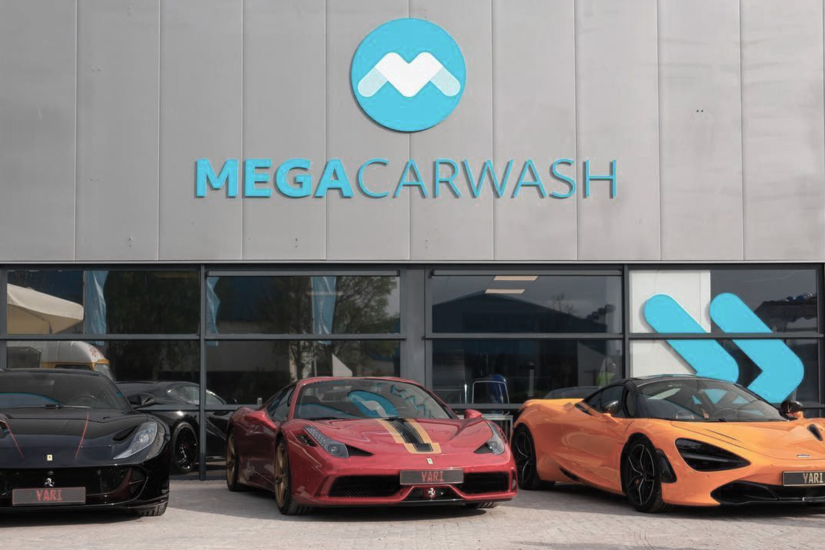Wasprogramma bij Mega Carwash Emmeloord