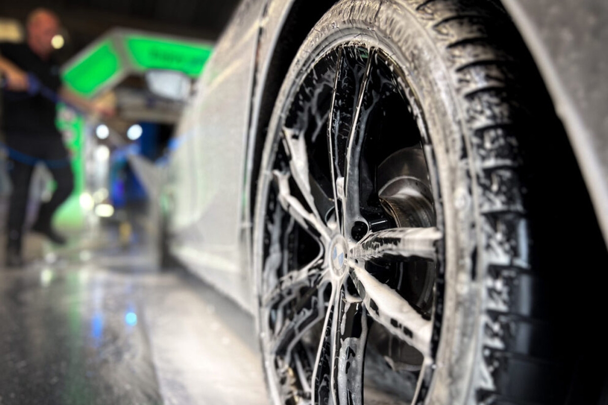 Wasprogramma bij Mega Carwash Emmeloord