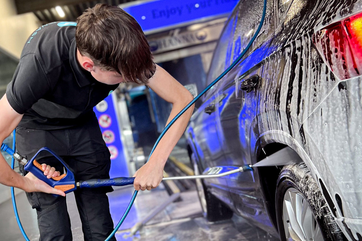 Wasprogramma bij Mega Carwash Emmeloord