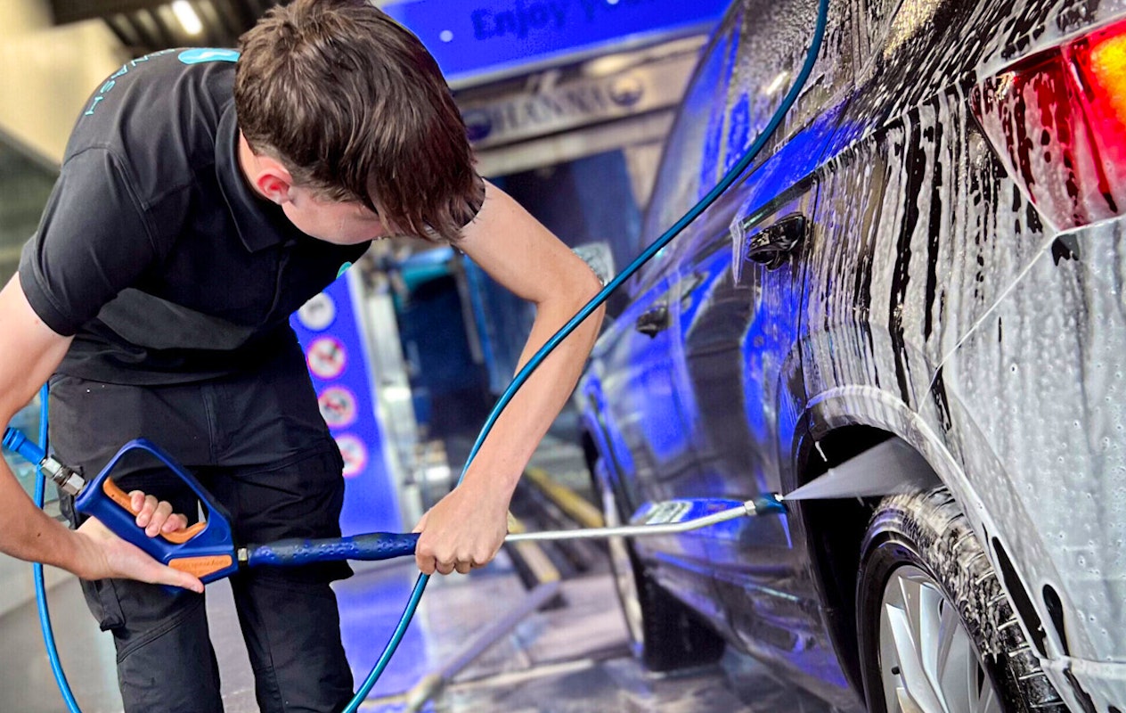 Wasprogramma bij Mega Carwash Emmeloord