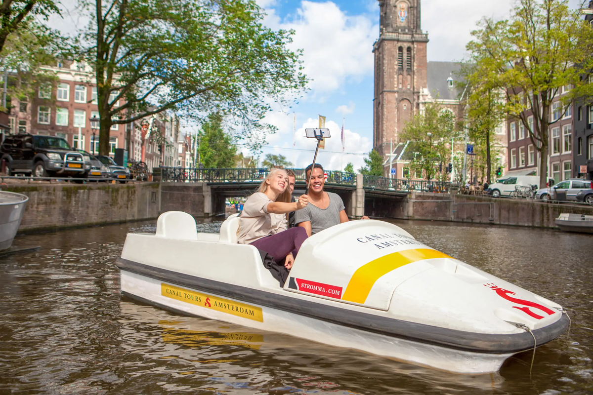 Waterfietsen door de Amsterdamse grachten (60 min)