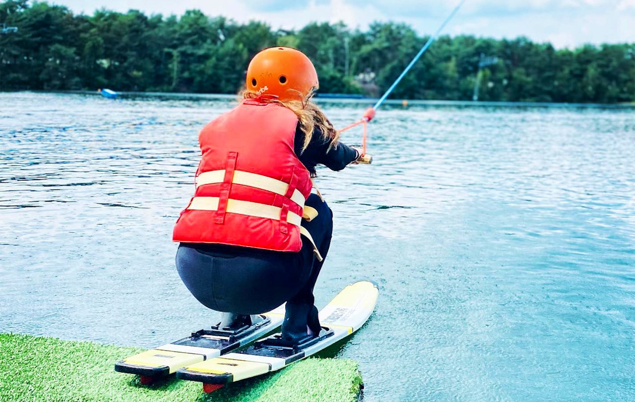 1,5 uur waterskiën bij Waterskicentrum de Vossemeren