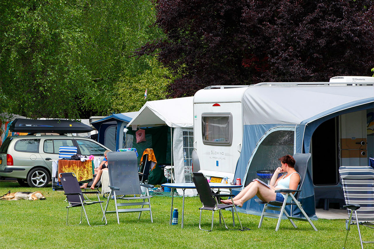 3 of 4 nachten verblijven in een tent of caravan in de Belgische Ardennen