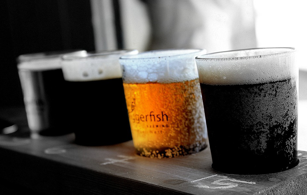 Wijn of bier proeverij bij Mitra De Nieuwe Bourgondiër 