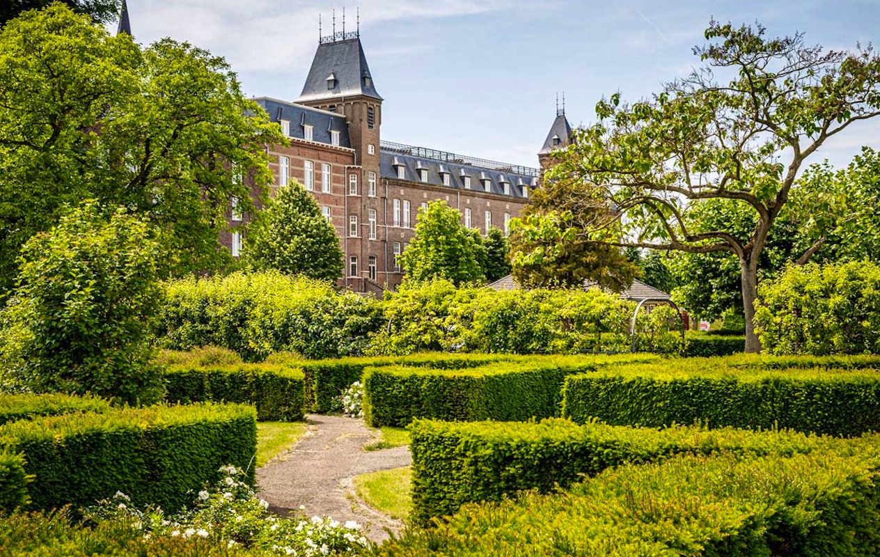 2-gangen lunch of 3-gangen diner + drankje bij Bistrot Volte