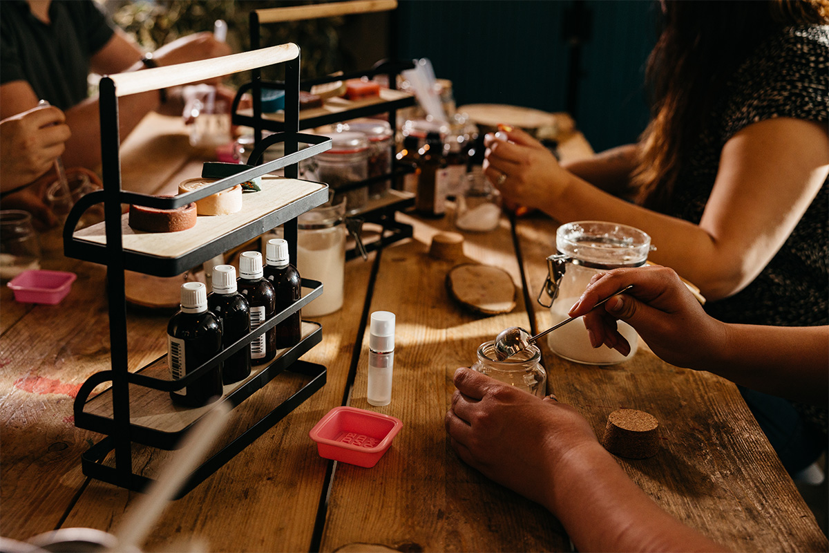 Workshop parfum, zeep & bodyscrub maken bij Fundustry