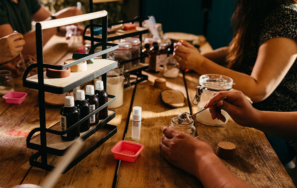 Workshop parfum, zeep & bodyscrub maken bij Fundustry