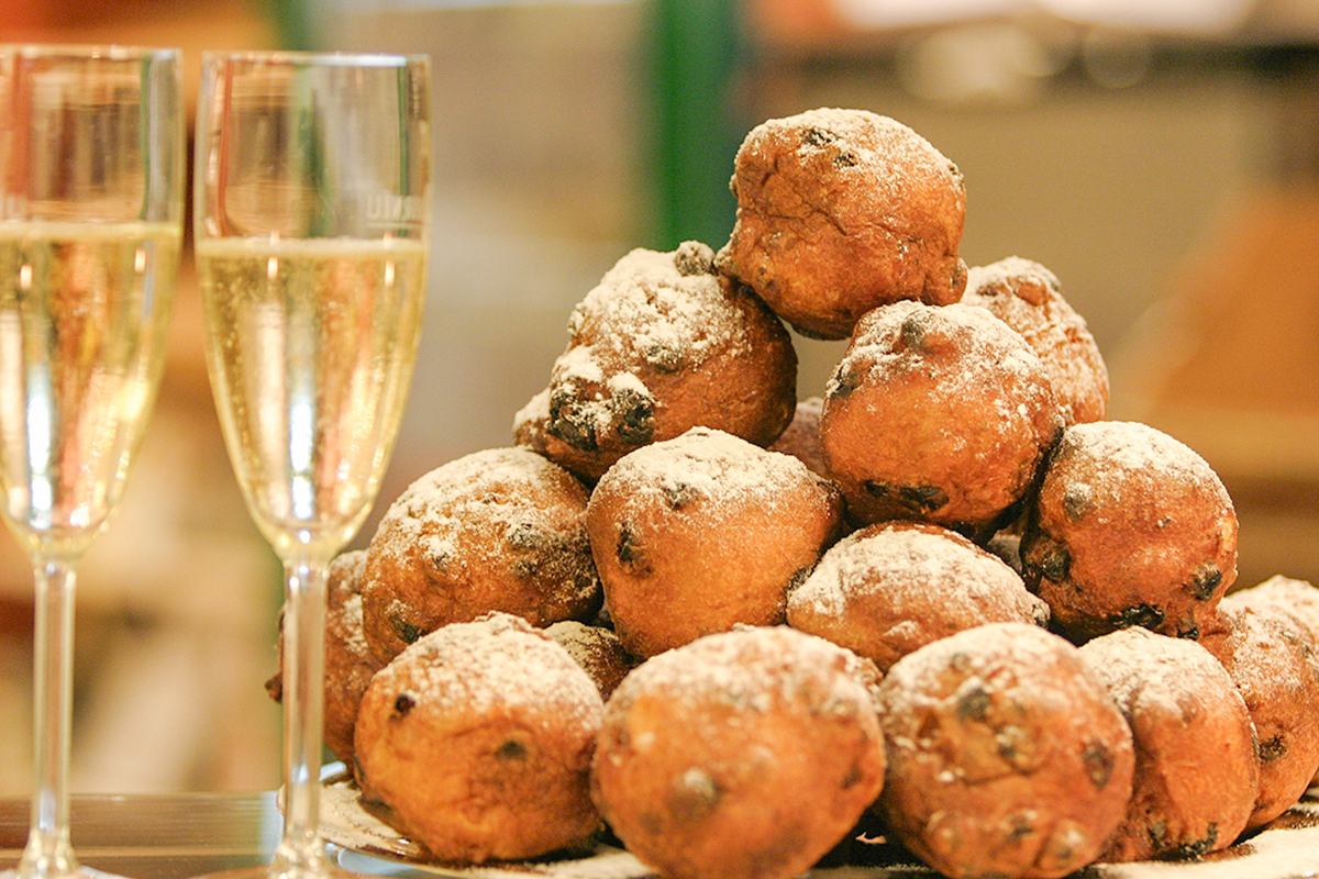 Zak met luxe olie-, krenten- of gemixte bollen (10 stuks)