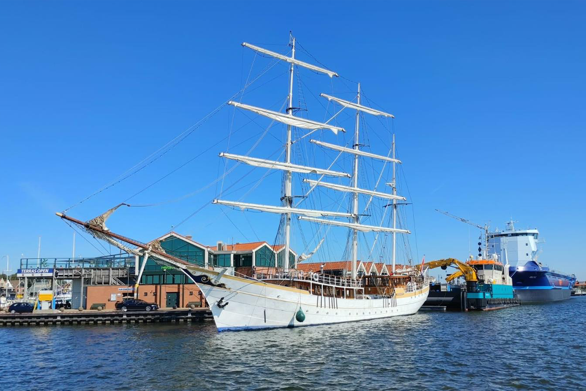 Zeiltocht naar Hoorn of Volendam op De Stedemaeght