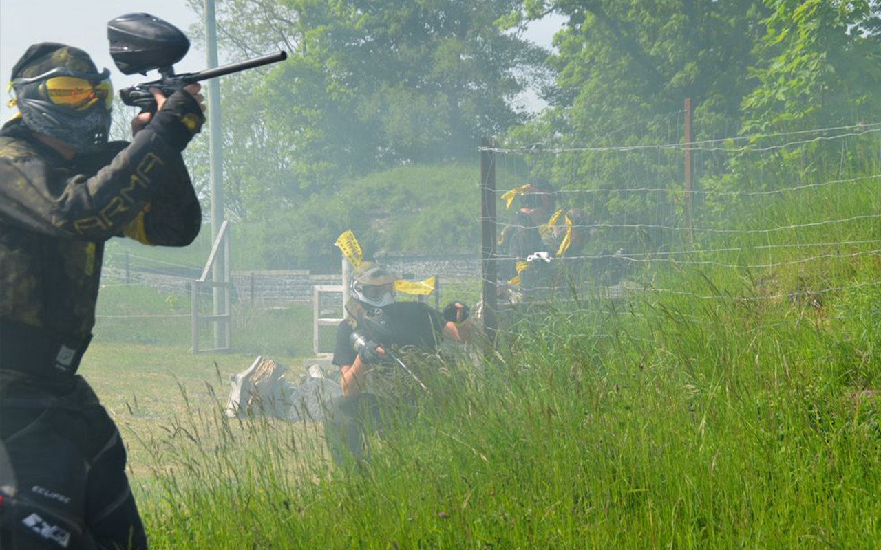 Envie d'action? Venez faire du paintball à Agimont Adventure