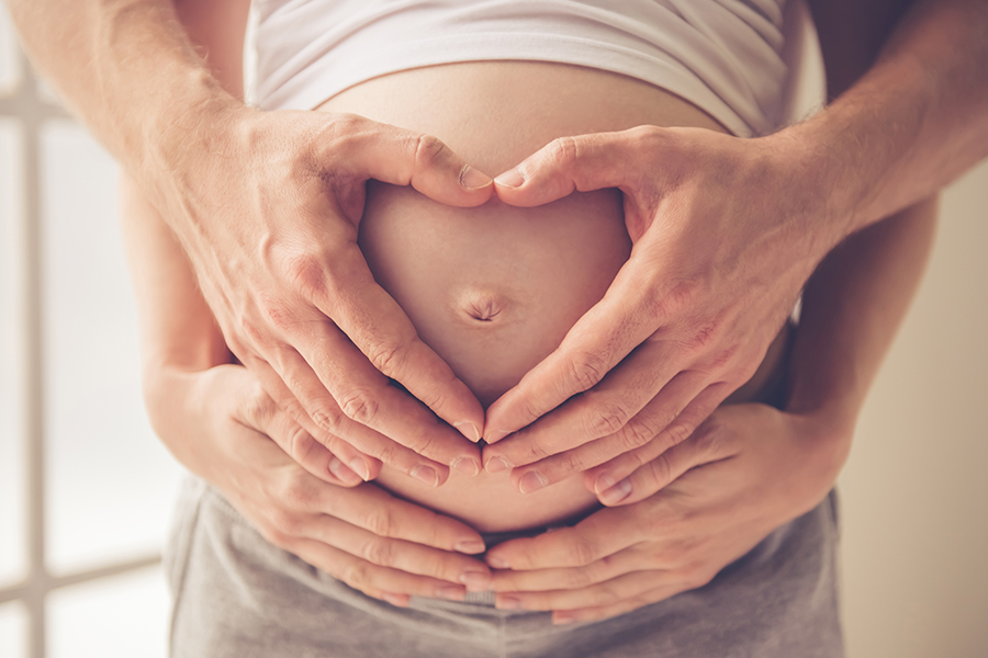 Zwangerschapsshoot incl. visagie en haarstyling bij Empire Models