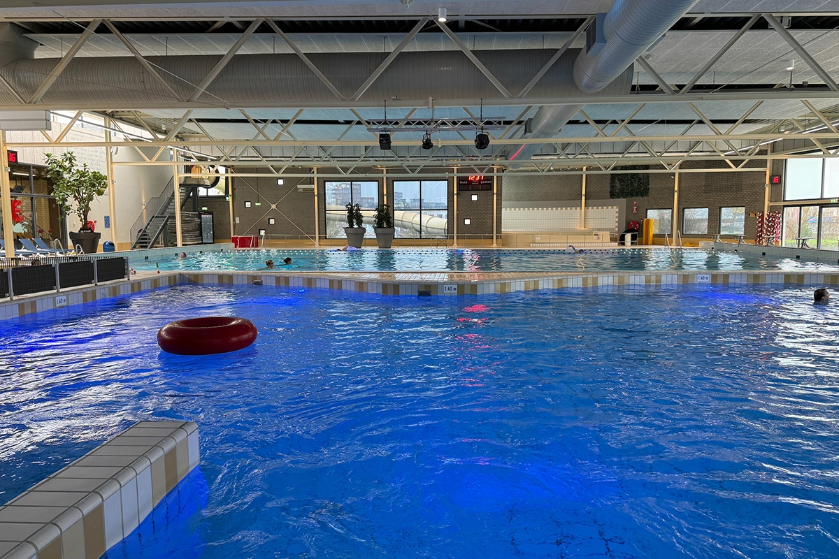 Vrij zwemmen bij Zwembad de Zijl