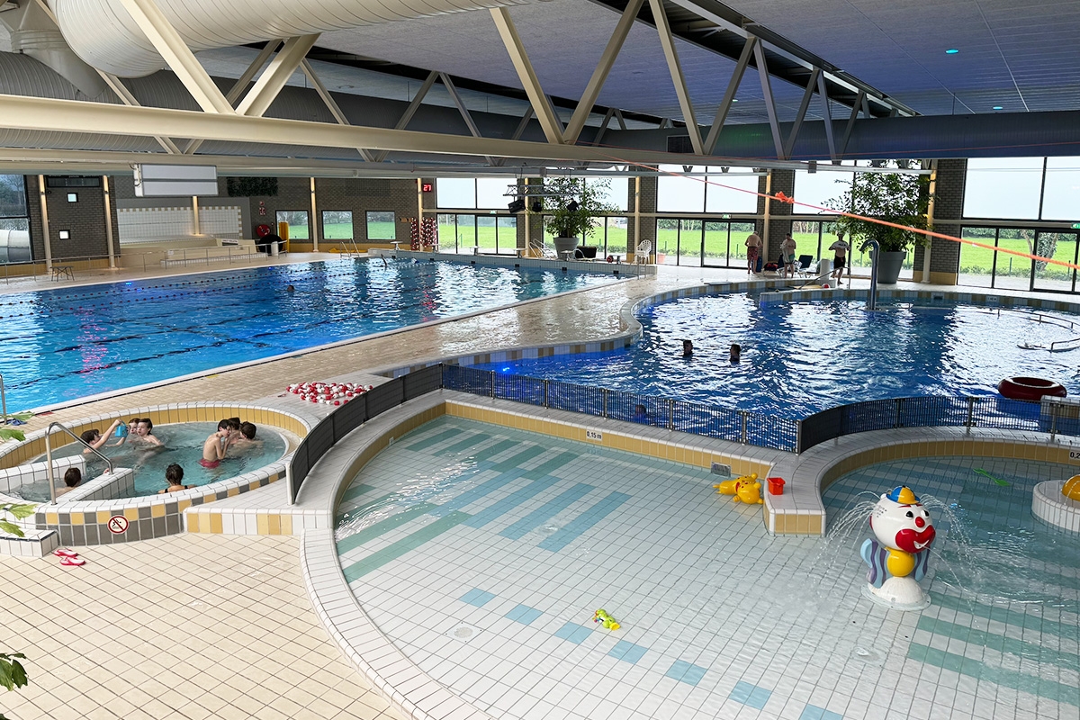 Vrij zwemmen bij Zwembad de Zijl