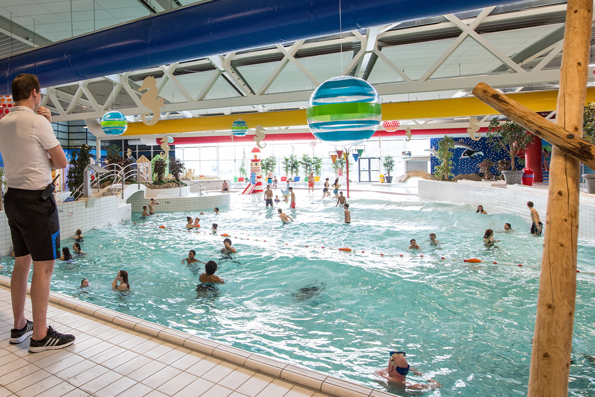 Vrij zwemmen bij Sportcentrum Kardinge